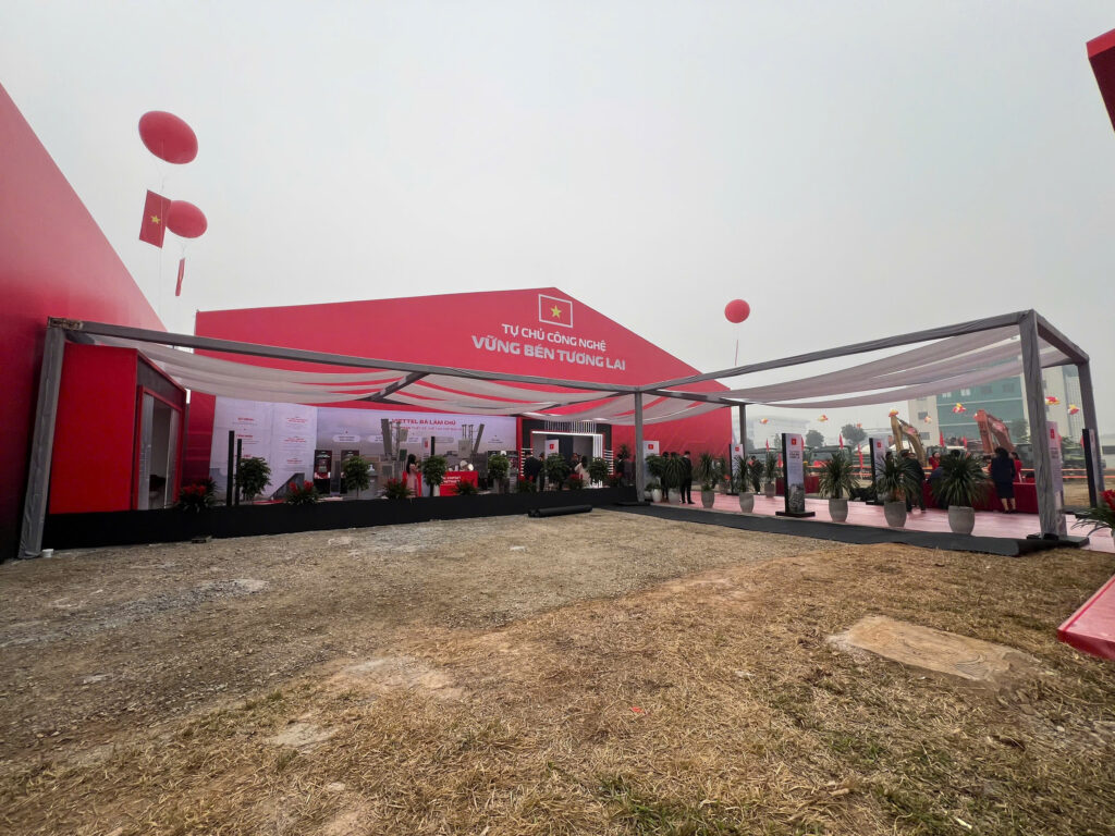Sân khấu lễ hội